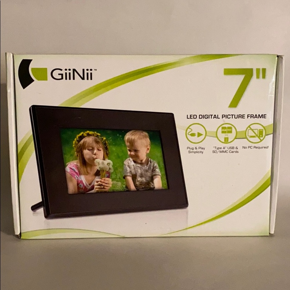 GiiNii 7” Led digital picture frame